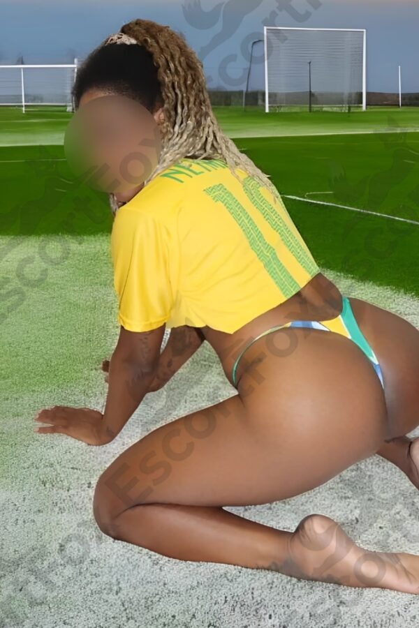 Lolla, escort companion in Athens, Greece – profile photo 4